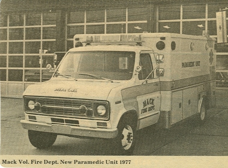 New Paramedic Unit 1977.jpg